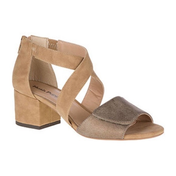 Hush Puppies Tan and Brown Heels - Picture 1 of 8